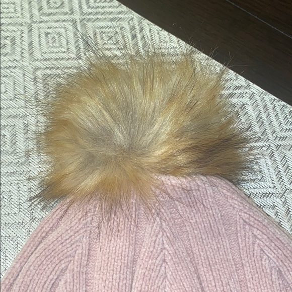 Lululemon Pom Perfection Beanie - Picture 6 of 7